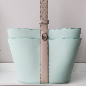 Handheld Bag